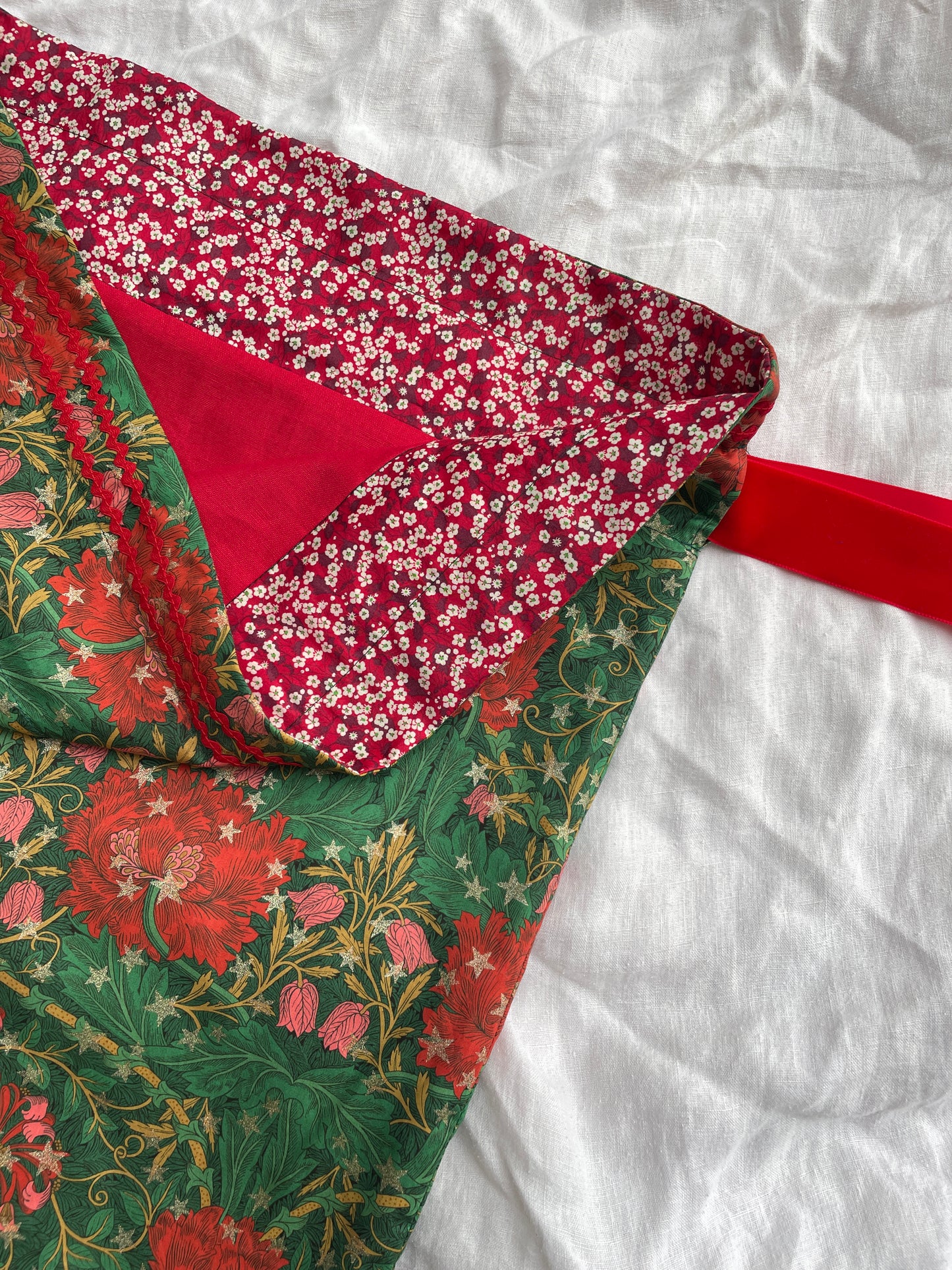 March Sparkle Gift Sack