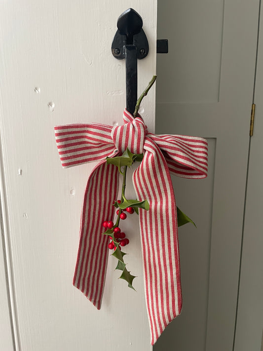 Narrow Linen Fabric Bow