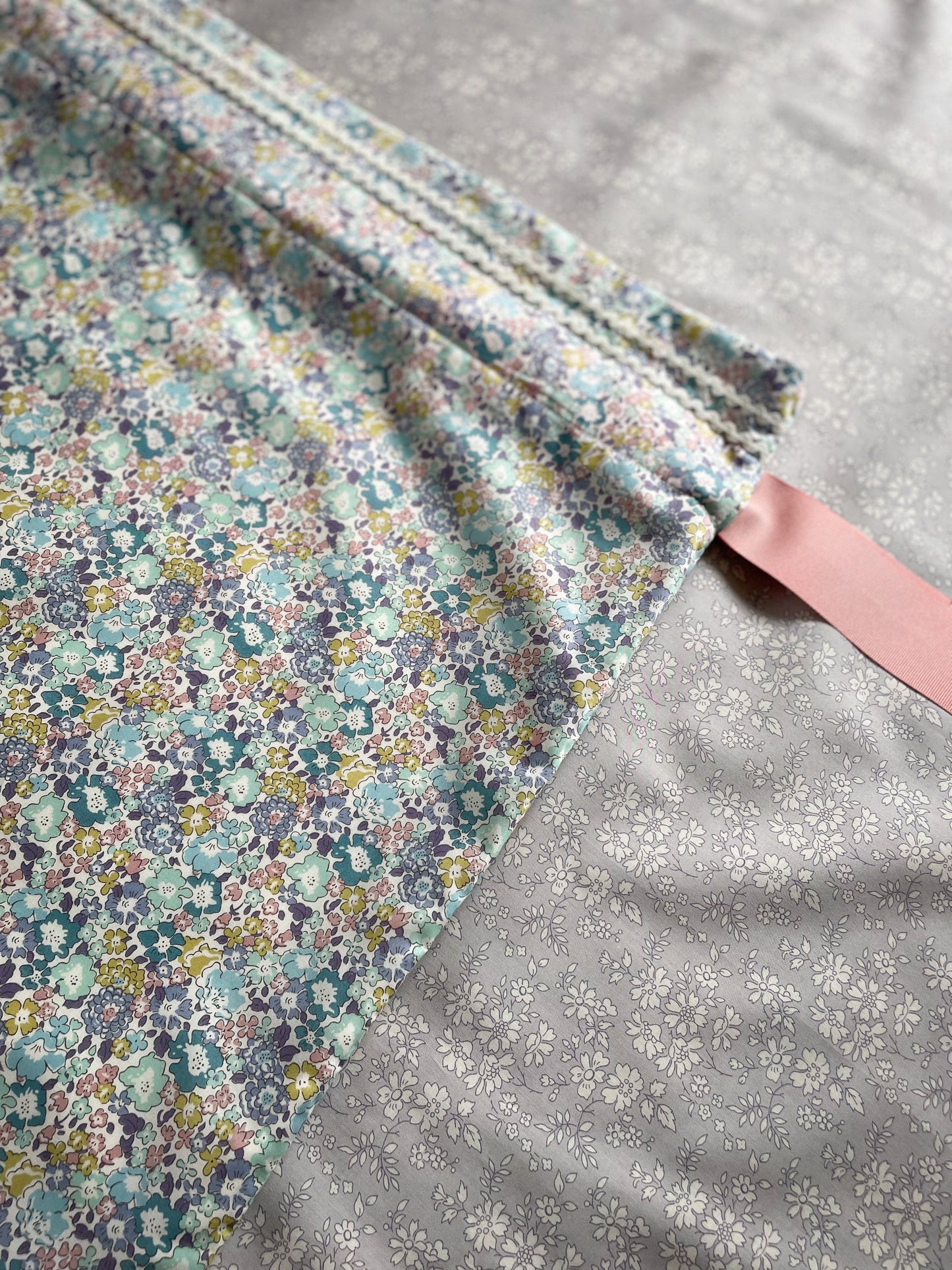 Michelle Blue Print Gift Sack